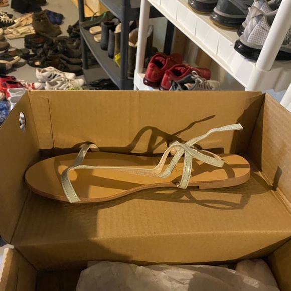 Sandals - Picture 2 of 2